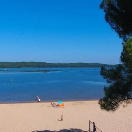 Dans Un Mobil Climatise Dans Les Landes Entre Foret, Lacs Et Ocean, Campsite Sainte-Eulalie-en-Born